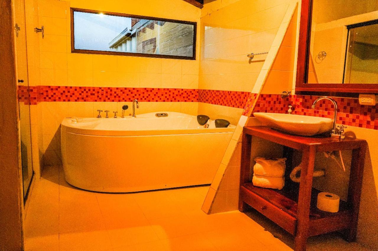 Bed and Breakfast Casa Pastora Coworking à Guatapé Extérieur photo